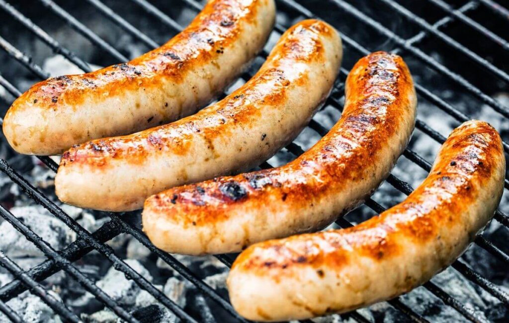 can-cats-eat-sausage-risks-ingredients-and-safe-choices